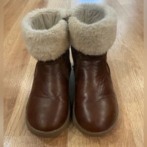 Carter's Brown Kids Boots with Cream Fur